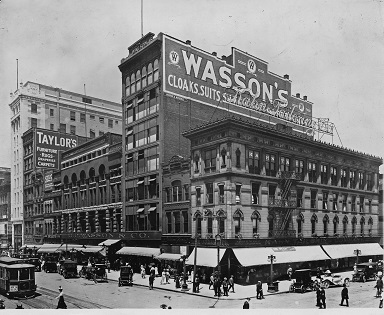 Wasson’s Department Store and Kahn Tailoring Co. on Washington Street, 1912, Bass Photo Co Collection, IHS